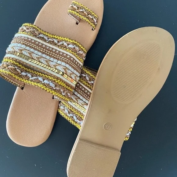 Brown, gold, pearl Boho Embellished Toe Ring Slide Sandal Size 37 - Picture 2 of 4